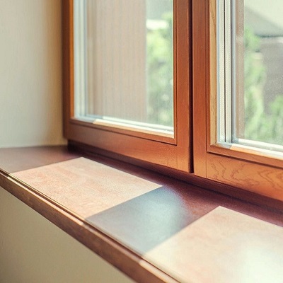 Holzfenster Lärche mit Fensterbank innen